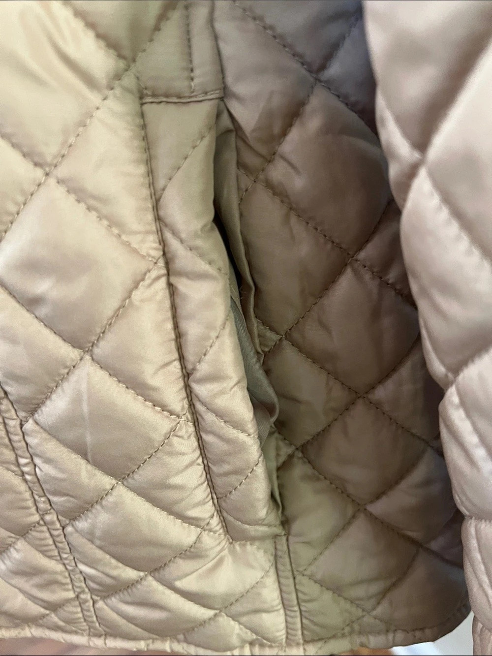 Kim Rogers Quilted Jacket in Beige Medium Like New - Picture 7 of 10